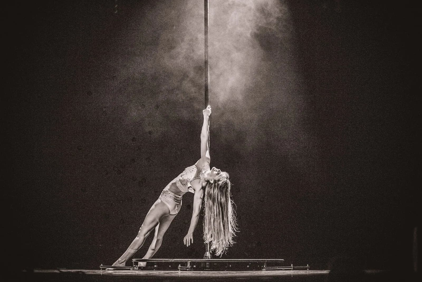 Travail de musicalité et de floorwork en Pole Dance